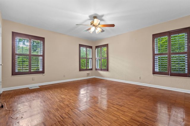 9823 Limerick Drive, Dallas, TX 75218