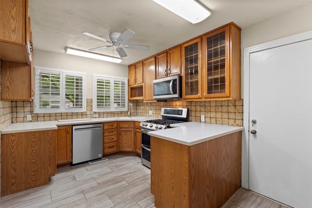 9823 Limerick Drive, Dallas, TX 75218