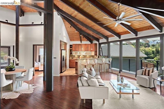 221 Amend Ct, El Sobrante, CA 94803