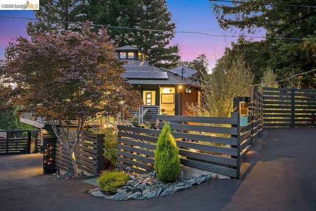 221 Amend Ct, El Sobrante, CA 94803