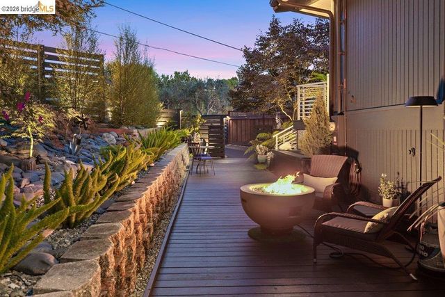 221 Amend Ct, El Sobrante, CA 94803