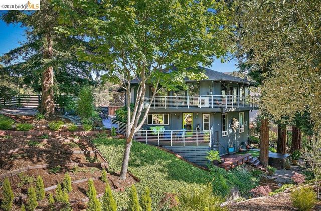 221 Amend Ct, El Sobrante, CA 94803