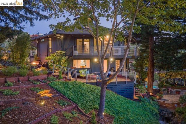 221 Amend Ct, El Sobrante, CA 94803
