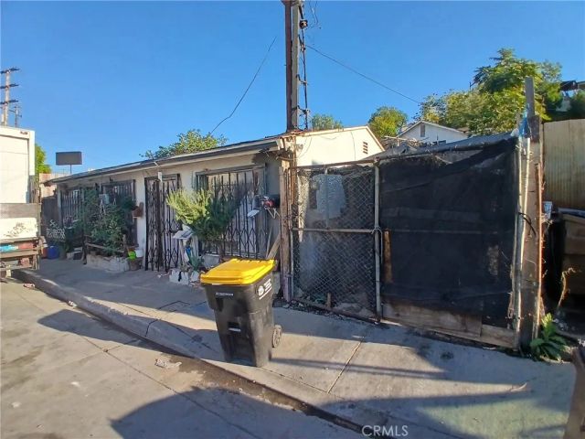 3628 Fowler, Los Angeles, CA 90063