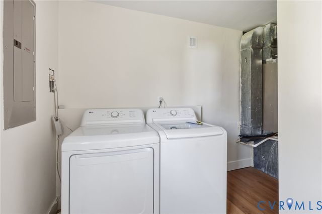 12412 Locustgrove Rd, Henrico, VA 23238