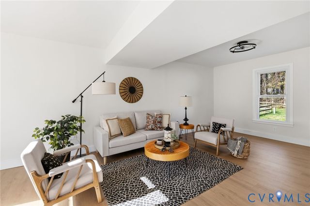 12412 Locustgrove Rd, Henrico, VA 23238