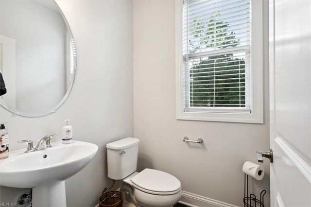115 Daybeacon ST, Yorktown, VA 23692