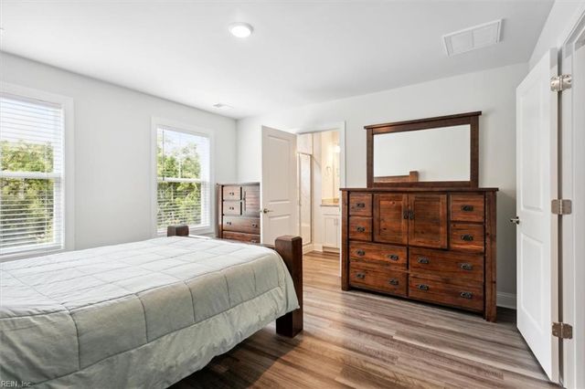 115 Daybeacon ST, Yorktown, VA 23692