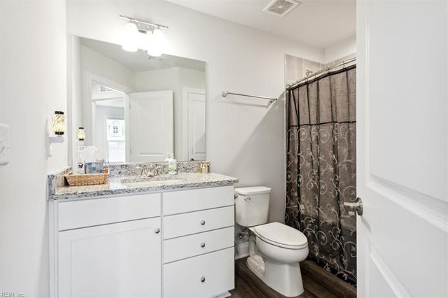 115 Daybeacon ST, Yorktown, VA 23692