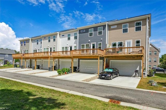 115 Daybeacon ST, Yorktown, VA 23692