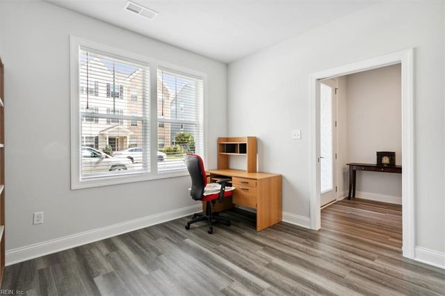 115 Daybeacon ST, Yorktown, VA 23692