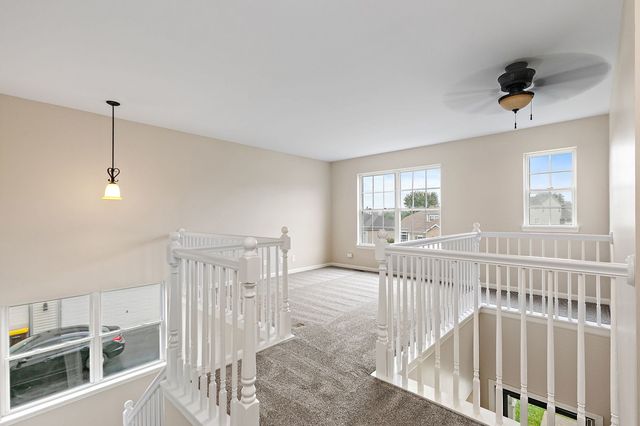 2118 PRESWICK Lane, Woodstock, IL 60098