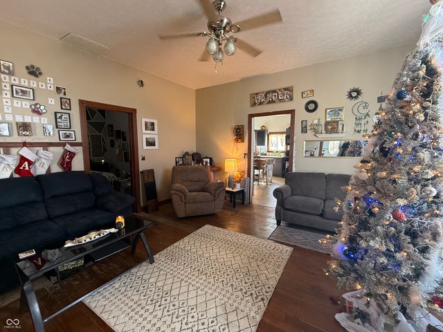 641 W Central Avenue, Greensburg, IN 47240