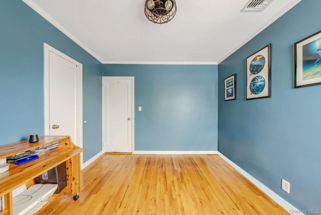 131 Grange Street, Franklin Square, NY 11010