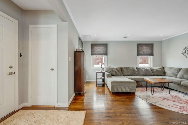 131 Grange Street, Franklin Square, NY 11010