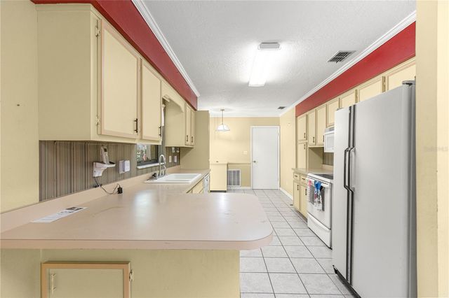 3202 NE 30TH COURT, Ocala, FL 34479