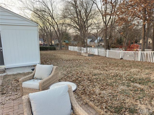 1713 Virginia Lane, St Louis, MO 63122