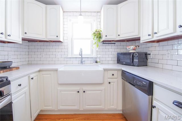 1713 Virginia Lane, St Louis, MO 63122