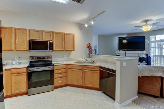 3281 E 103rd Place 1403, Thornton, CO 80229