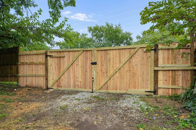 139 Cherrington Road, Westerville, OH 43081