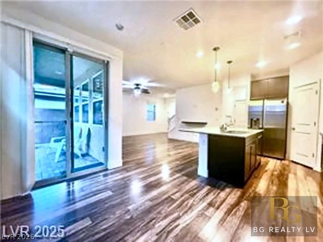 10228 Yarmouth Sea Court, Las Vegas, NV 89166