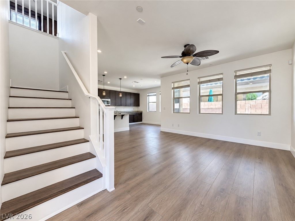 10228 Yarmouth Sea Court, Las Vegas, NV 89166 — photo 2