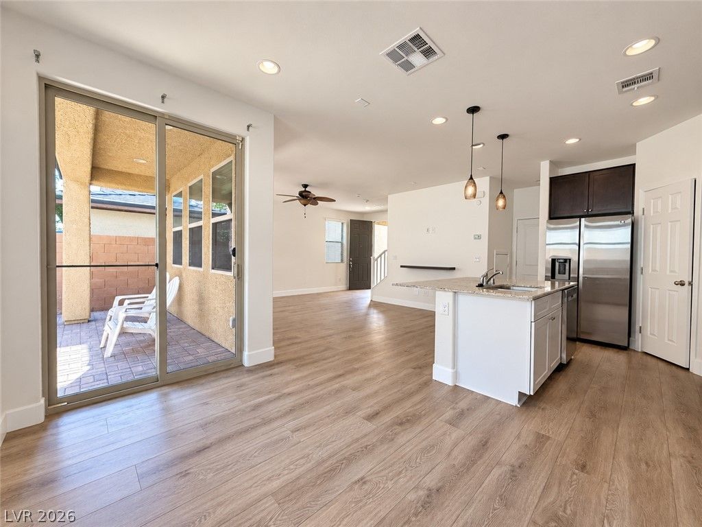 10228 Yarmouth Sea Court, Las Vegas, NV 89166 — photo 3