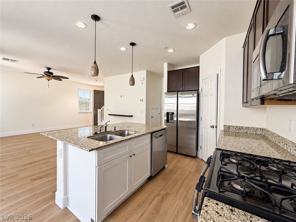 10228 Yarmouth Sea Court, Las Vegas, NV 89166 — photo 5