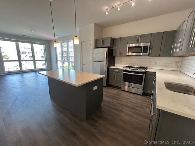 112a Southfield Avenue 316, Stamford, CT 06902