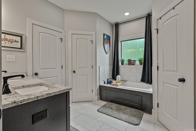 2720 Paradise Hills, Jonesboro, AR 72405