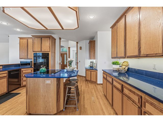 19918 Ne 49TH St, Vancouver, WA 98682