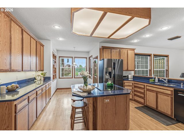 19918 Ne 49TH St, Vancouver, WA 98682