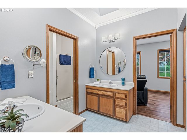 19918 Ne 49TH St, Vancouver, WA 98682