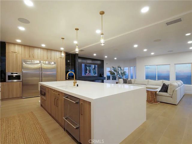 32551 Seacliff Drive, Rancho Palos Verdes, CA 90275