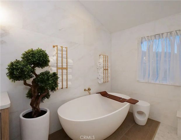 32551 Seacliff Drive, Rancho Palos Verdes, CA 90275