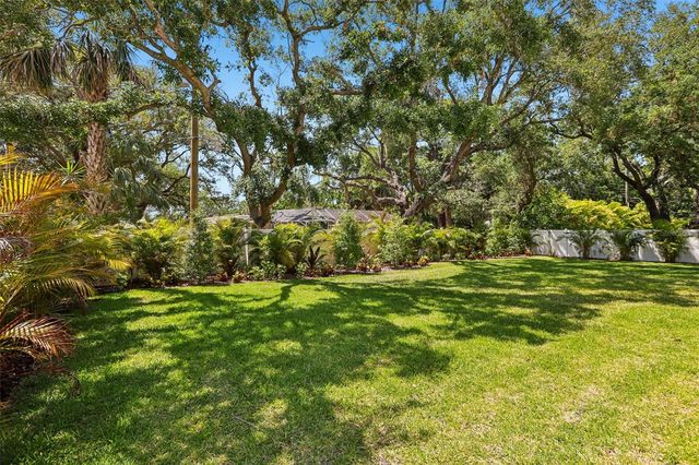 3013 S WEST SHORE BOULEVARD, Tampa, FL 33629
