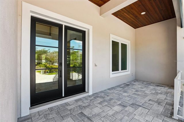 3013 S WEST SHORE BOULEVARD, Tampa, FL 33629
