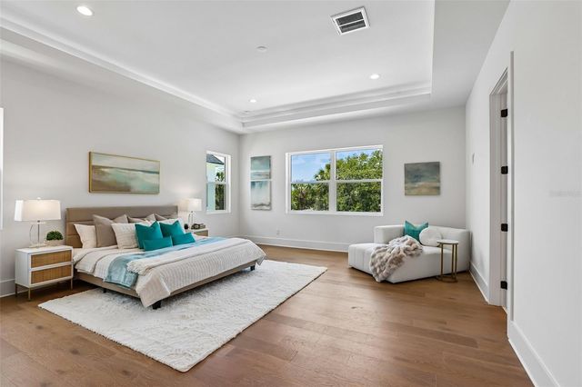 3013 S WEST SHORE BOULEVARD, Tampa, FL 33629