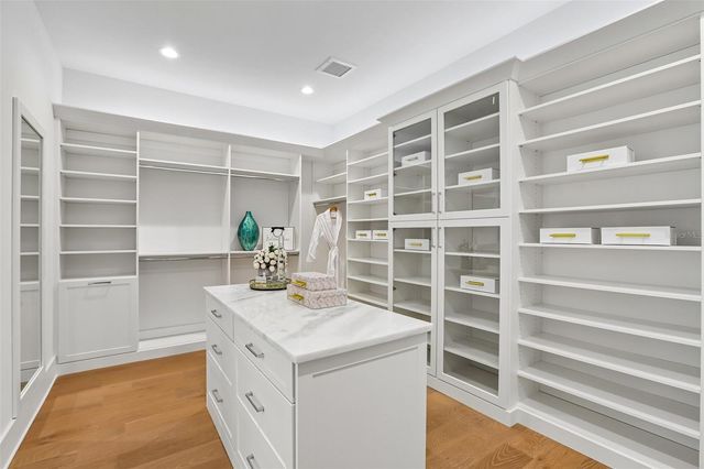 3013 S WEST SHORE BOULEVARD, Tampa, FL 33629