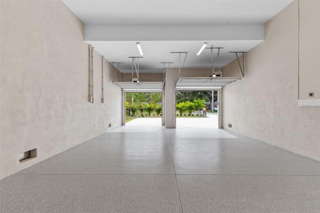 3013 S WEST SHORE BOULEVARD, Tampa, FL 33629