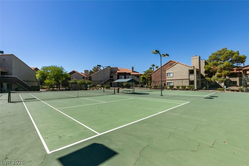 5016 South Rainbow Boulevard 202, Las Vegas, NV 89118 — photo 4