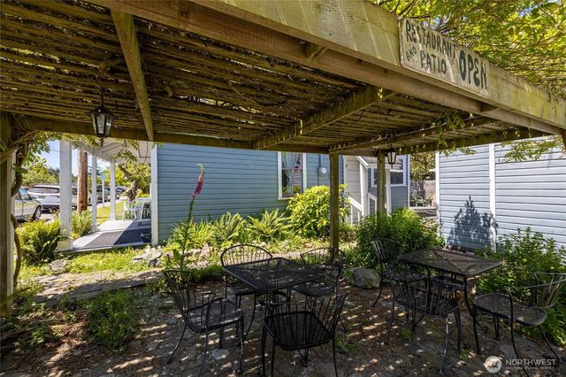 602 N Main Street, Coupeville, WA 98239