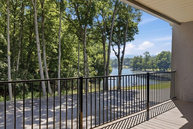 2145 Ridgecrest Circle, Hiawassee, GA 30546