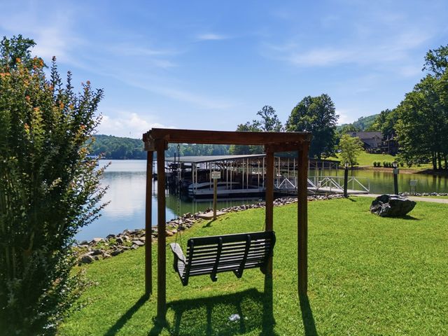 2145 Ridgecrest Circle, Hiawassee, GA 30546