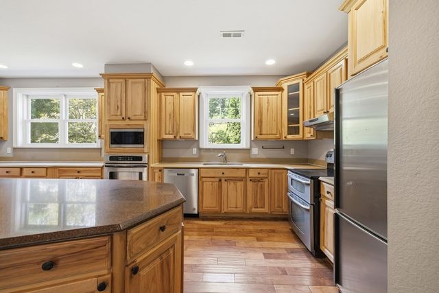 2145 Ridgecrest Circle, Hiawassee, GA 30546