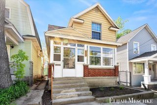 823 Union Avenue SE, Grand Rapids, MI 49507