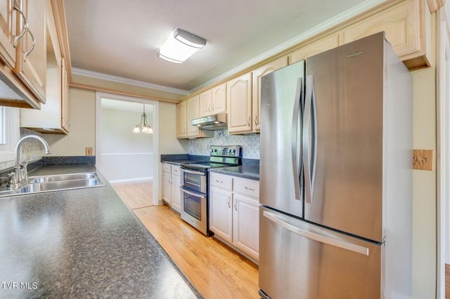 821 Julip Drive, Kingsport, TN 37663