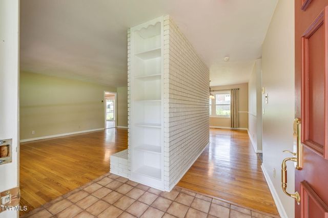 821 Julip Drive, Kingsport, TN 37663