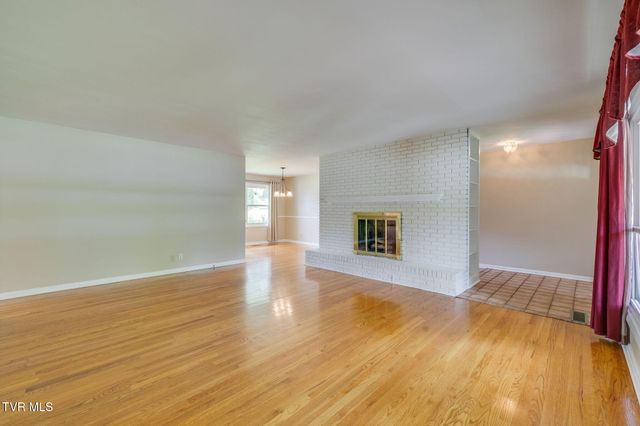 821 Julip Drive, Kingsport, TN 37663