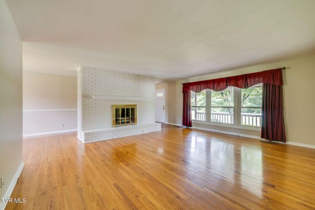 821 Julip Drive, Kingsport, TN 37663